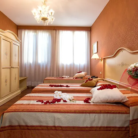 Conterie Hotel 3*