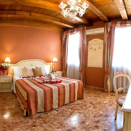 Conterie Отель 3*