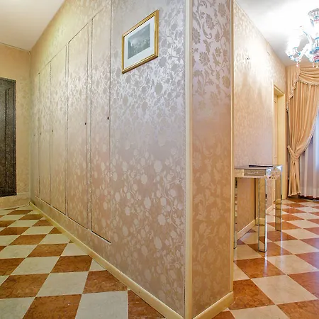 Conterie Hotel 3*